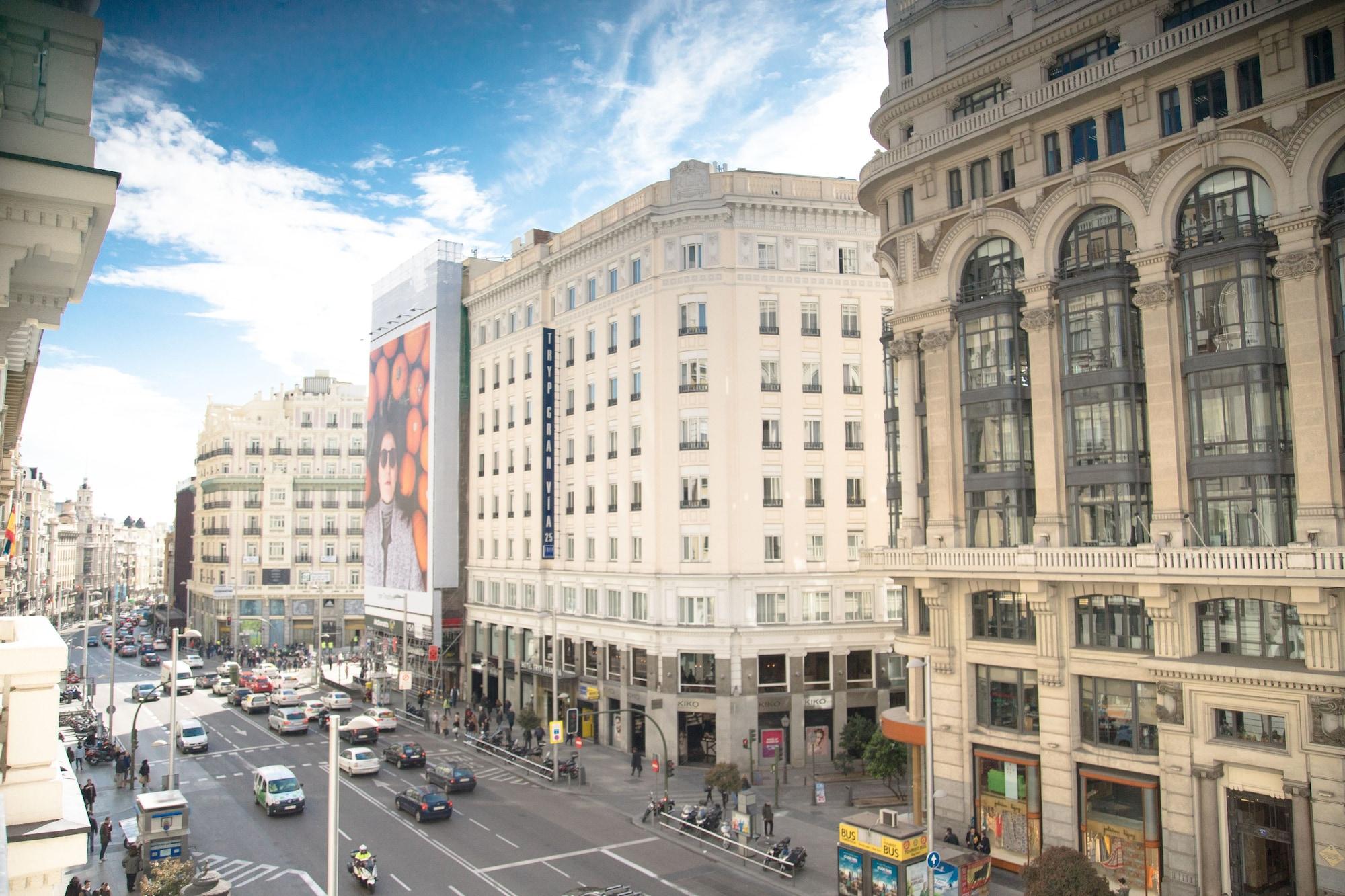 Petit Palace Triball Madrid Esterno foto